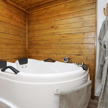 Chambre D'Hotes Des Loyes Jaillans Dış mekan fotoğraf